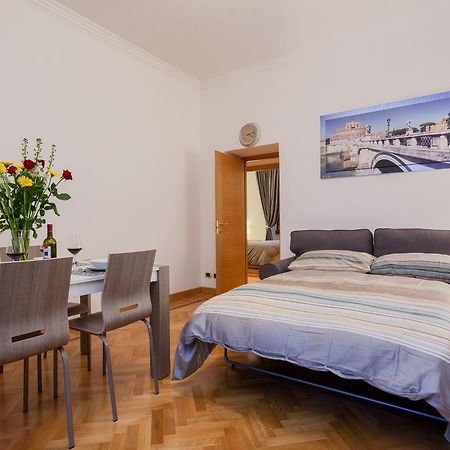 Vatican Loris House ローマ 部屋 写真