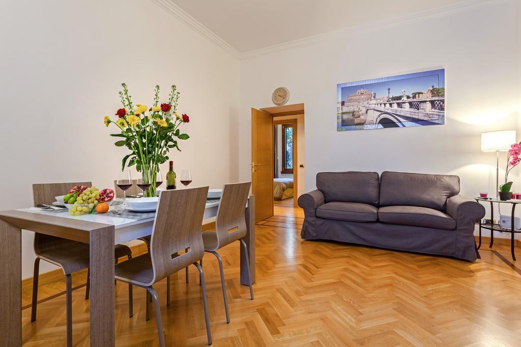 Vatican Loris House ローマ 部屋 写真